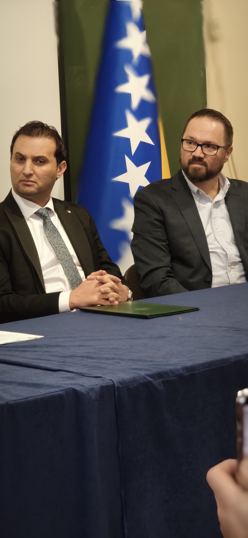 0 02 05 ba485edb94b668c149764f2f9762242fc28333e8c59bad2927cd6398eab57916 b311c9491513be9d