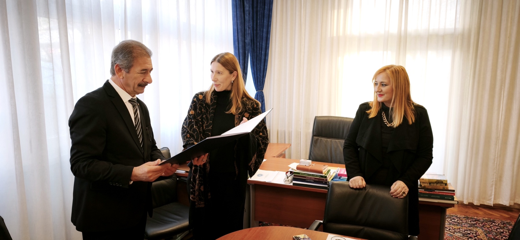 0 02 05 f0a2f4ea072c017d04dad6c5d6982476e1a048b3594b901eee6ee41da38d6177 bb2b636a6bb6cbca